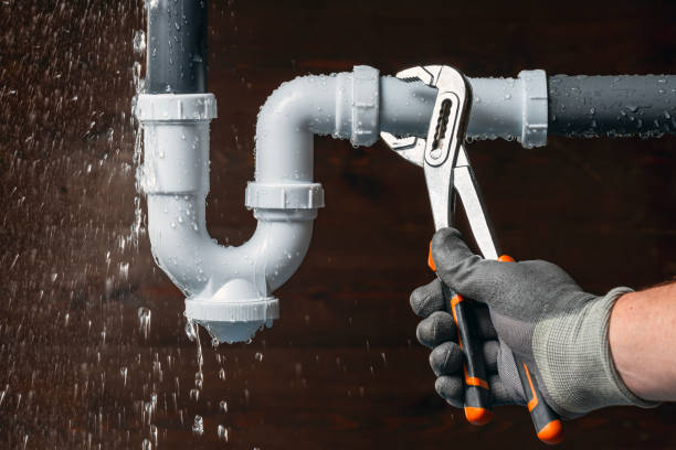 Professional Leak Detection technician working in Grafton, WI